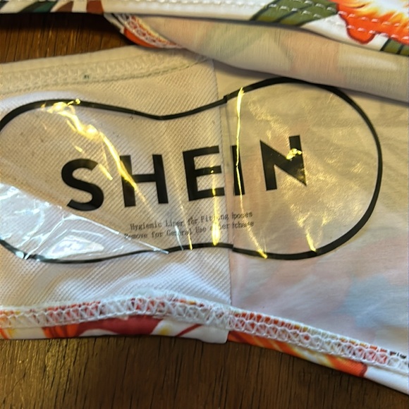 SHEIN Floral Plus Size Bikini Bottoms Size 4XL NWOT - Picture 3 of 5